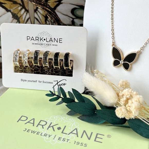 Park Lane Jewelry - Park Lane Bindi Black & Gold Earring Set & Butterfly Necklace | Limited Edition